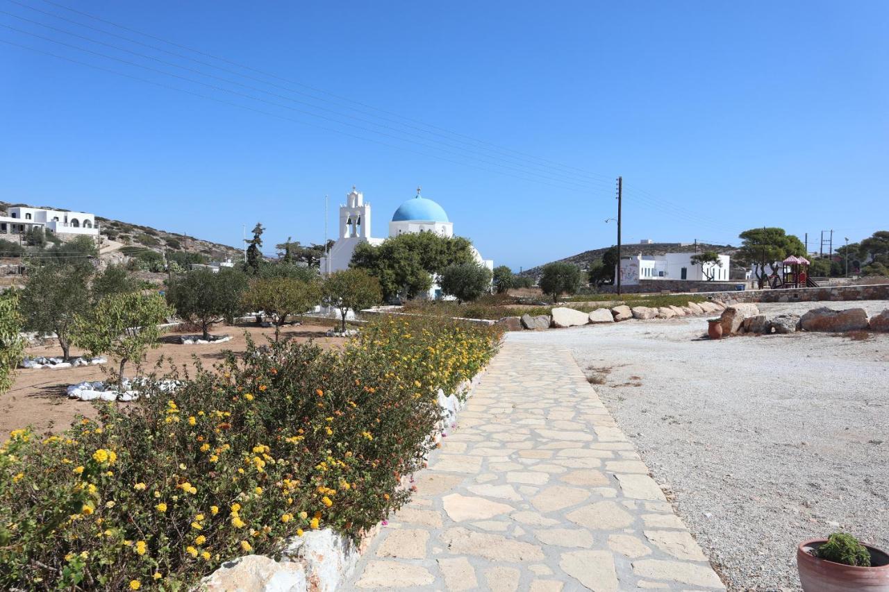 Taxiarchis Studios Agios Georgios  Dış mekan fotoğraf