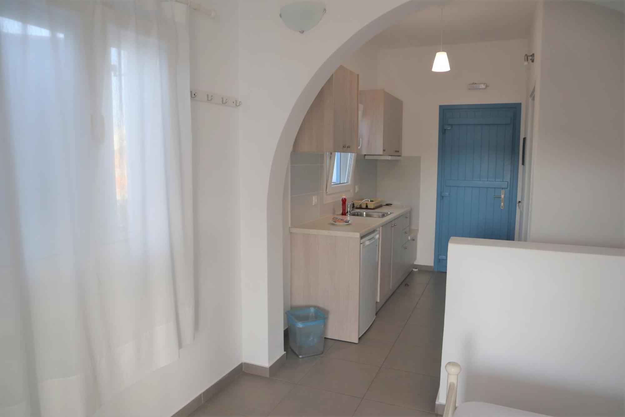 Taxiarchis Studios Agios Georgios  Dış mekan fotoğraf